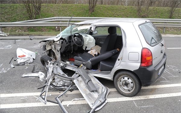 Súlyos baleset történt a külső Váci úton