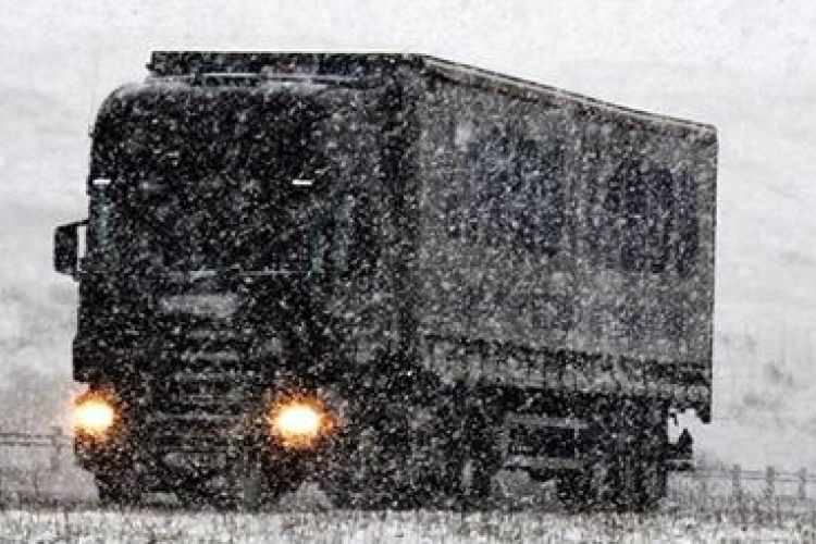 Havazás - Nem közlekedhetnek a teherautók a 8-as, a 82-es és a 83-as úton Veszprém megyében