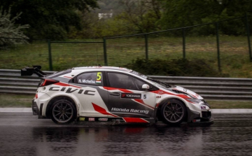 Rengeteg pontot vesztett el Michelisz Norbert - csapatát pontlevonással büntették