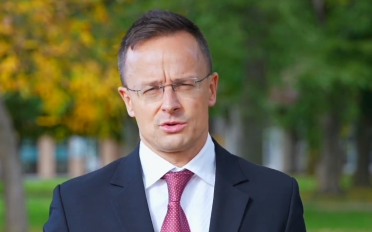 Szijjártó: gyármentő programot indít a kormány